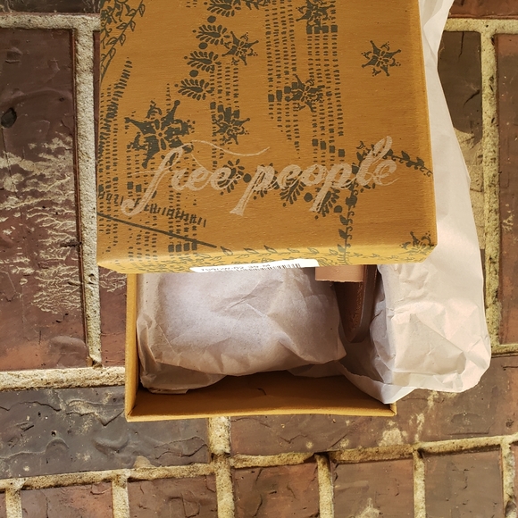 Free People Blush Sandals - Picture 3 of 6